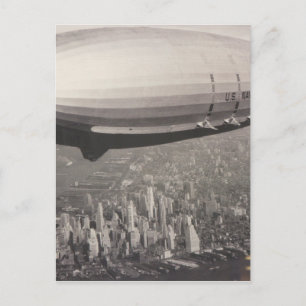 Zeppelin über New York City Postkarte