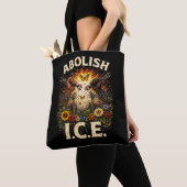 Zerbrecht die Ketten Tasche (Von Nahem)