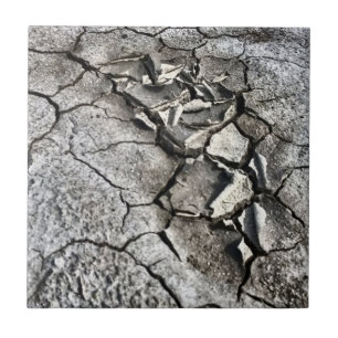 Zerbrochene Erde Fliese