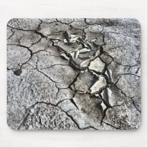Zerbrochene Erde Mousepad