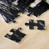 Zerbrochenes Herz über vergossene Rotweinkohle Puzzle (Seite)