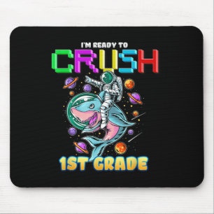 Zermalme Astronaut der 1. Klasse Reite auf einem D Mousepad