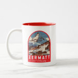 Zermatt Switzerland Illustration Reisen Art Retro Zweifarbige Tasse<br><div class="desc">Zermatt Retrovektor-Reisedesign. Zermatt,  im Kanton Südschweiz,  ist ein Bergrestaurant,  das für Ski,  Klettern und Wandern bekannt ist.</div>