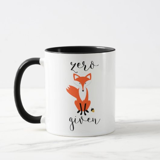 Zero Fox angesichts der lustigen Puppe-Tasse Tasse (Links)