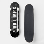Zero Limits Dunkle Blumenaesthetik Nahtloses Muste Skateboard (Vorderseite)