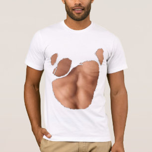Zerrissenes T-Shirt mit falschen Bauchmuskeln (hel