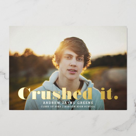 Zerschlagt es Fun Moderne Typografie | ABSCHLUSS R Folieneinladung (Vorderseite)