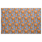 Zerstreute Basketbälle hellblau Stoff (Fat Quarter (45,7 x 55,9 cm))