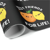 Zest Friends for Life Funny Citrus Pun Dark BG Geschenkpapier (Rolleneckpunkt)