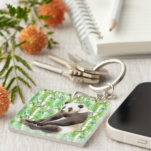 Zhen Zhen über die Panda auf Bamboo Schlüsselanhänger (Vorderseite rechts)