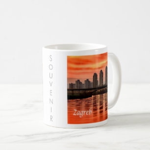 zHR004 ZAGREB, Kroatien, Europa, Kaffeetasse