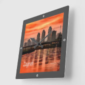 zHR004 ZAGREB, Kroatien, Europa, Quadratische Wanduhr (Winkel)