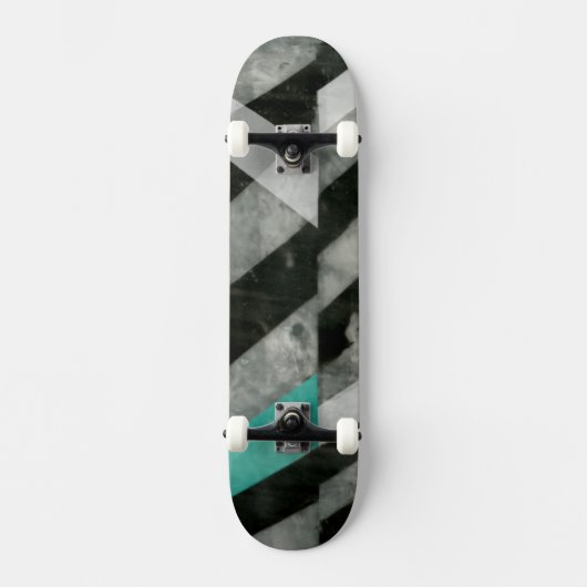 Zickzack Ausschluss II Skateboard (Vorderseite)