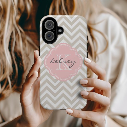 Zickzack, beige und rosa Monogramm Case-Mate iPhone Hülle