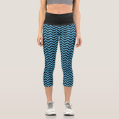 Zickzack blaues und schwarzes Muster Capri Leggings (Vorderseite)