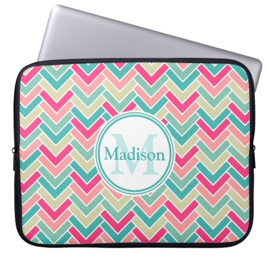 Zickzack Farbmuster und Monogramm Laptopschutzhülle (Vorderseite)