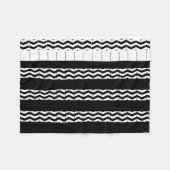 ZICKZACK FLEECEDECKE (Vorderseite (Horizontal))