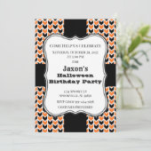 Zickzack Halloween Party in Schwarz und Orange Einladung (Stehend Vorderseite)
