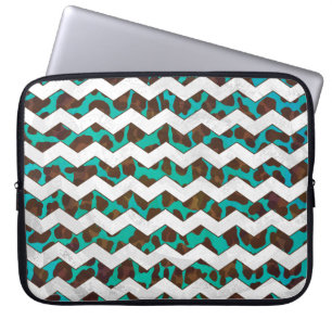 Zickzack Leopard, braun und Aquamarin Laptopschutzhülle