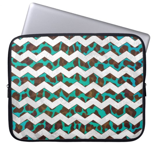 Zickzack Leopard, braun und Aquamarin Laptopschutzhülle (Vorderseite)