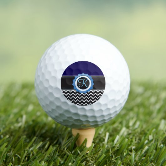 Zickzack Monogramm Golfball (Insitu T-Shirt)