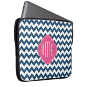Zickzack Quatrefolionmonogramm Laptopschutzhülle (Vorne Rechts)