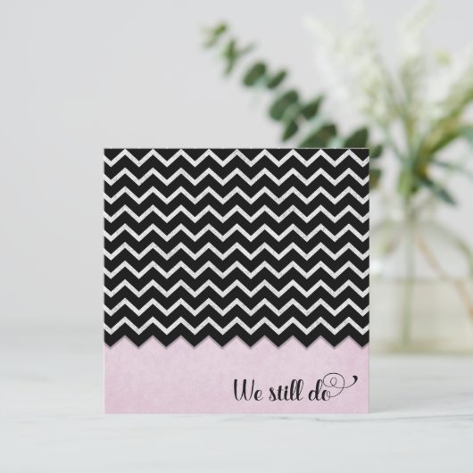 Zickzack Schwarz-Silber-Design in rosa Farbe Einladung (Stehend Vorderseite)
