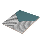 Zickzack Schwarzweiß-Design und blaues Dreieck Fliese (Seite)