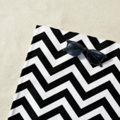 Zickzack Streifen in Schwarz und Weiß Strandtuch (Beispiel)
