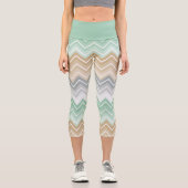 Zickzack Streifen, Minze grün Capri Leggings (Vorderseite)