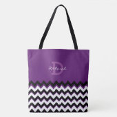 Zickzack Streifen + Name auf lila Tasche (Vorderseite)