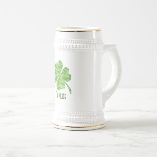 Zickzack Vierblättriges Kleeblatt Bierglas (VorderseiteRechts)