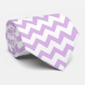 Zickzack Zig Zag Muster Chic Lilac White Scandi Krawatte (Gerollt)