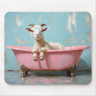 Ziege in einer rosa Badewanne Mousepad