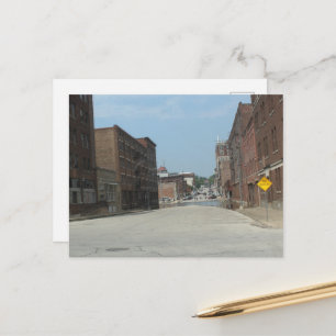 Ziegelgebäude und KEIN AUSGANG in Burlington, Iowa Postkarte