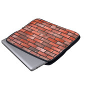 Ziegelmauer mit rotem Backstein, roter Backstein. Laptopschutzhülle (Vorne Knopf)