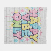 Ziegelstein mit farbenfrohem Text, der „Happy Vibe Fleecedecke (Vorderseite (Horizontal))