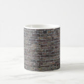 Ziegelwand alte, dunkle Backsteinwand Kaffeetasse (Mittel)