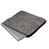 Ziegelwand alte, dunkle Backsteinwand Laptopschutzhülle (Vorne Knopf)