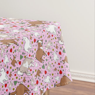 Ziegen in Rosa Tischdecke