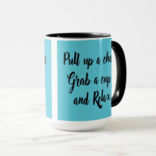 Ziehen Sie einen Stuhl an eine Tasse und entspanne (VorderseiteRechts)