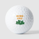 Ziel Swing erreicht Kleeblätter Golfball (Vorderseite)