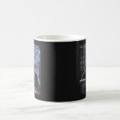 Zielorientiert - Design von Techno-Brutalist Stree Kaffeetasse (Mittel)