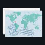 Zielort Geburtstag Save the Date 12x18 Postkarte<br><div class="desc">Personalisierte benutzerdefinierte Imitate Pass Briefmarke Artwork auf einer bearbeitbaren 12x18-Weltkarte Postkarteneinladung - Sie können das Herz auf der Karte zum Zielort Geburtstagsparty verschieben und dann den Hintergrund, die Landkarte und die Textfarben auswählen, um Ihr Reisethema oder Ihr Geburtstagsfeiertagssortiment anzupassen. BITTE BEACHTEN SIE: Diese Karte ist als größere 12x18-Postkarte konzipiert. Es...</div>