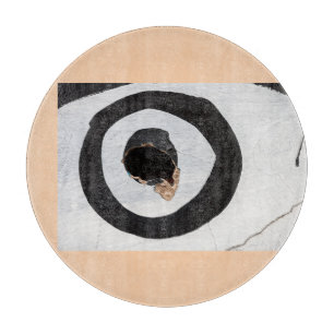 Zielreißen auf der Schneideplatte Schneidebrett