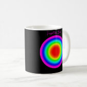 Zielscheibe für Liebe – Pride-Kunst Kaffeetasse (VorderseiteRechts)
