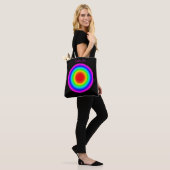 Zielscheibe für Liebe – Pride-Kunst Tasche (Am Model)