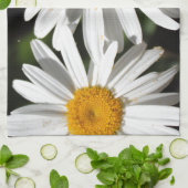 Ziemlich reine weiße Gänseblümchen-Blüten Küchentuch (Gefaltet)