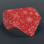 Zierfreude Krawatte<br><div class="desc">Lassen Sie Ihren Urlaubssgeist mit dieser strahlend roten Weihnachtsmotive-Krawatte ausklingen.</div>