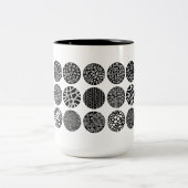 Zierkreise - Schwarz und Weiß Zweifarbige Tasse (Mittel)